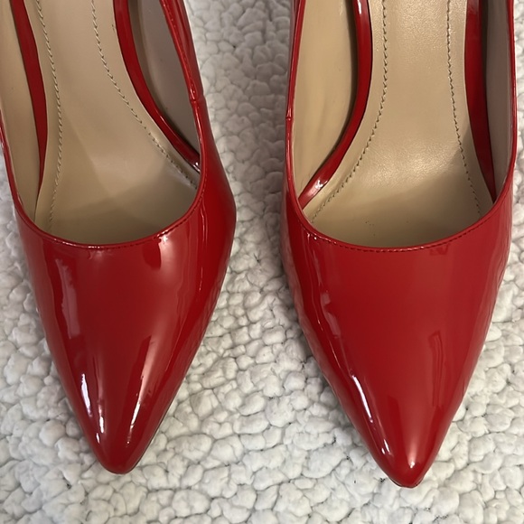 BCBGeneration Lipstick Red Heels size 8 - Picture 4 of 9